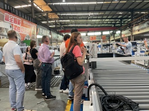 FORTRAN verwelkomt overzeese delegatie: technische uitwisselings- en samenwerkingsvooruitzichten